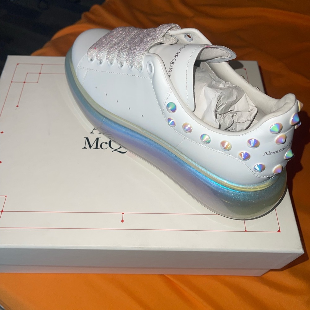 ALEXANDER MCQUEEN • SNEAKERS
